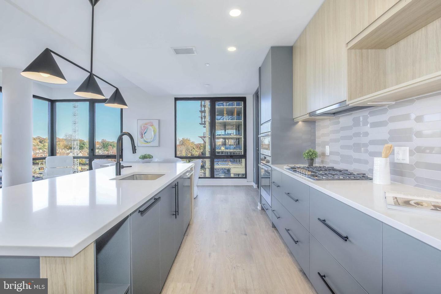 255 W. FALLS STATION BLVD #607, FALLS CHURCH, Virginia 22046, 3 Bedrooms Bedrooms, 5 Rooms Rooms,2 BathroomsBathrooms,Residential,For sale,255 W. FALLS STATION BLVD #607,VAFA2003202 MLS # VAFA2003202