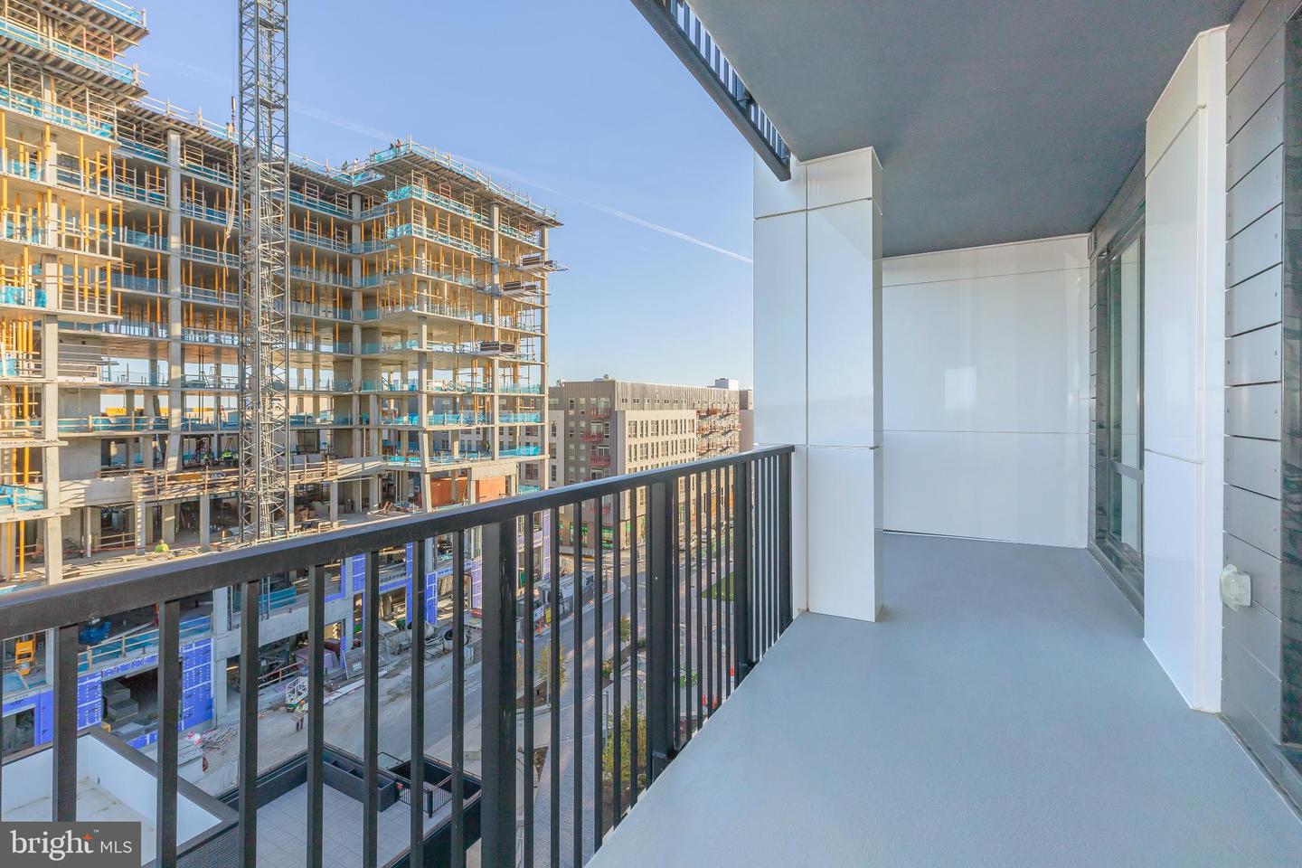 255 W. FALLS STATION BLVD #607, FALLS CHURCH, Virginia 22046, 3 Bedrooms Bedrooms, 5 Rooms Rooms,2 BathroomsBathrooms,Residential,For sale,255 W. FALLS STATION BLVD #607,VAFA2003202 MLS # VAFA2003202