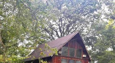 19955 YOUNGS CLIFF RD, STERLING, Virginia 20165, 4 Bedrooms Bedrooms, ,3 BathroomsBathrooms,Residential,For sale,19955 YOUNGS CLIFF RD,VALO2104950 MLS # VALO2104950