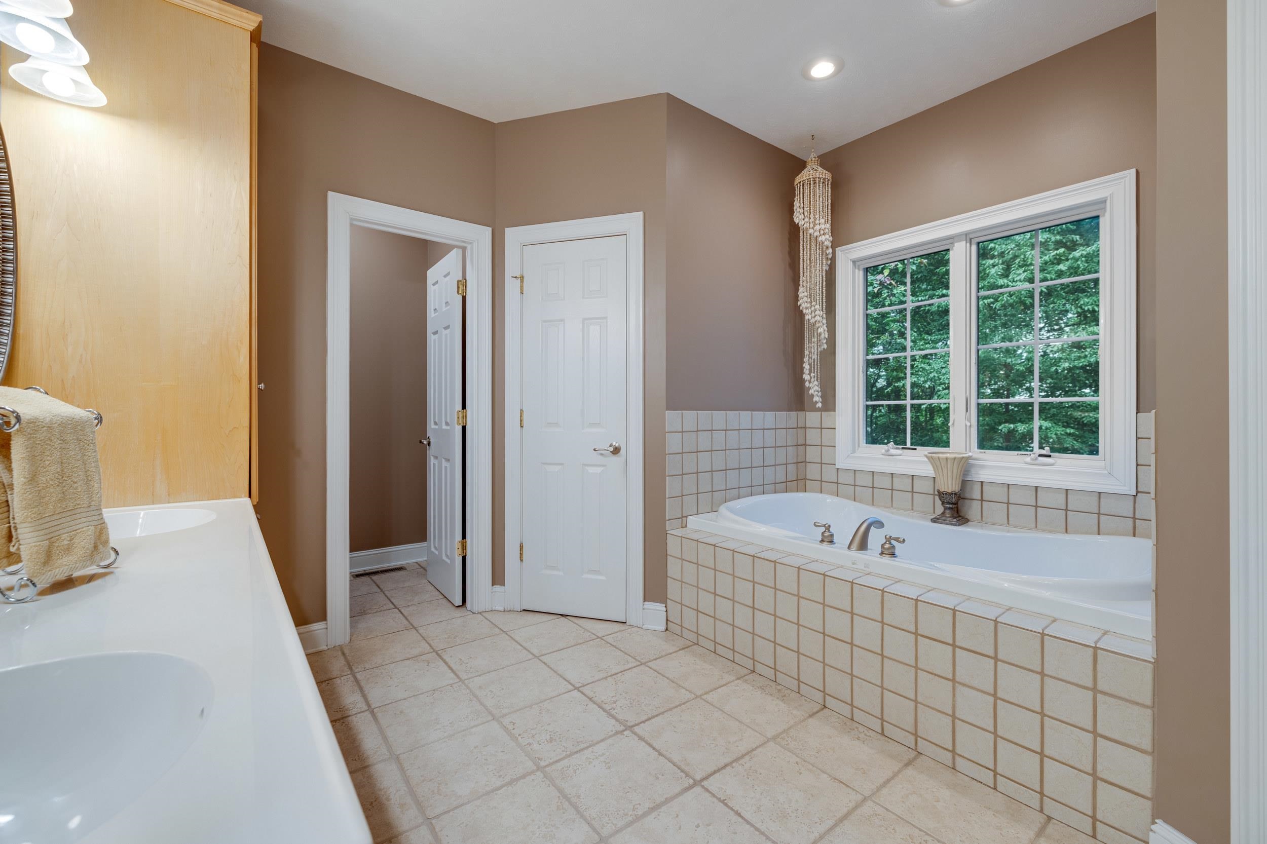 2205 PEARL LN, HARRISONBURG, Virginia 22801, 4 Bedrooms Bedrooms, ,3 BathroomsBathrooms,Residential,2205 PEARL LN,669591 MLS # 669591