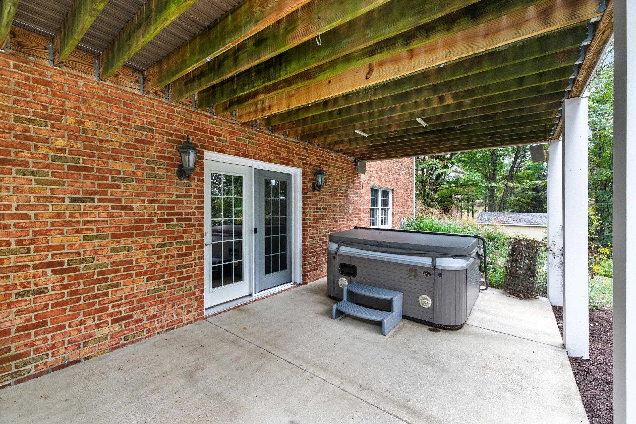 2205 PEARL LN, HARRISONBURG, Virginia 22801, 4 Bedrooms Bedrooms, ,3 BathroomsBathrooms,Residential,2205 PEARL LN,669591 MLS # 669591