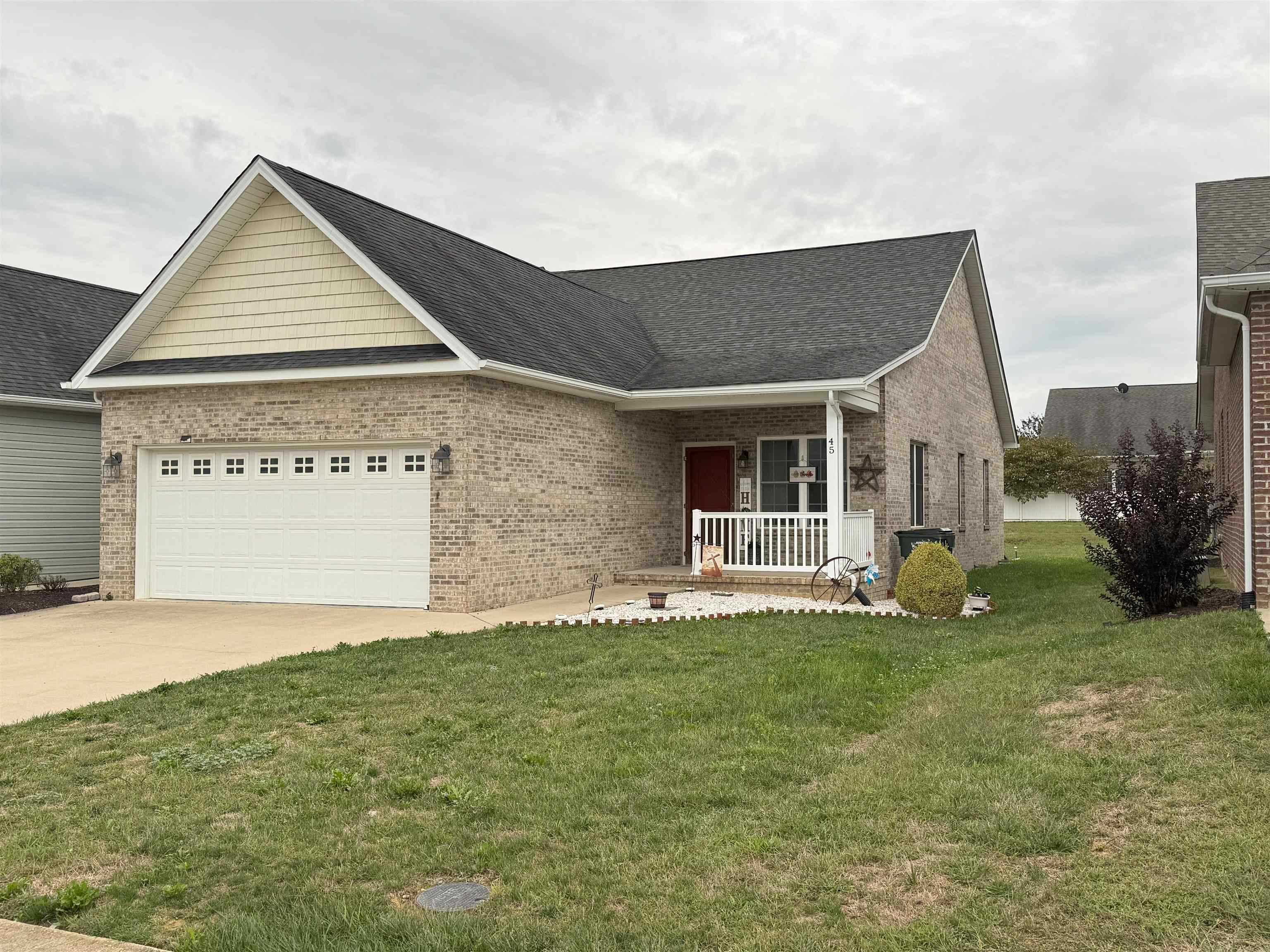 45 GEMSTONE DR, STUARTS DRAFT, Virginia 24477, 3 Bedrooms Bedrooms, ,2 BathroomsBathrooms,Residential,45 GEMSTONE DR,669599 MLS # 669599