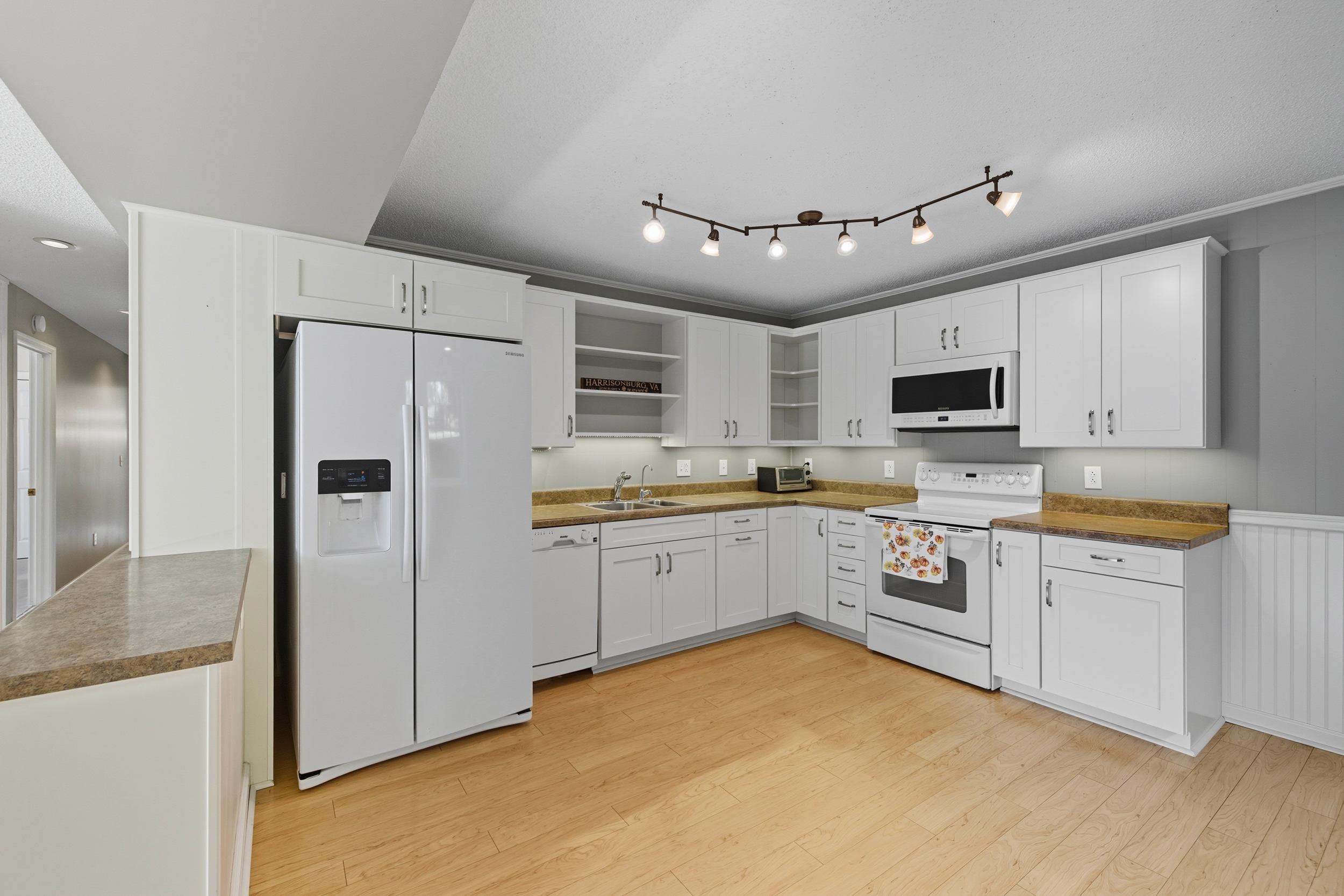 134 RORRER CIR, ROCKINGHAM, Virginia 22801, 4 Bedrooms Bedrooms, ,3 BathroomsBathrooms,Residential,134 RORRER CIR,669571 MLS # 669571