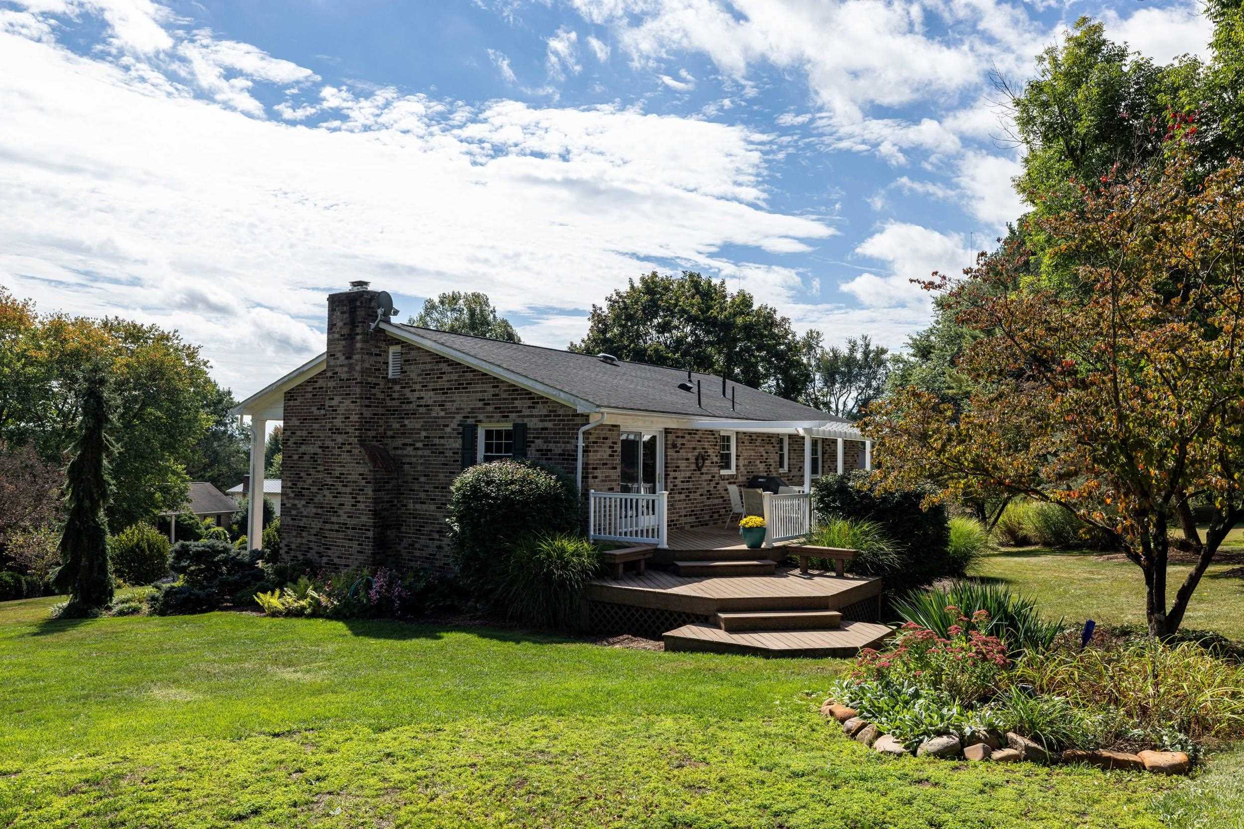 134 RORRER CIR, ROCKINGHAM, Virginia 22801, 4 Bedrooms Bedrooms, ,3 BathroomsBathrooms,Residential,134 RORRER CIR,669571 MLS # 669571