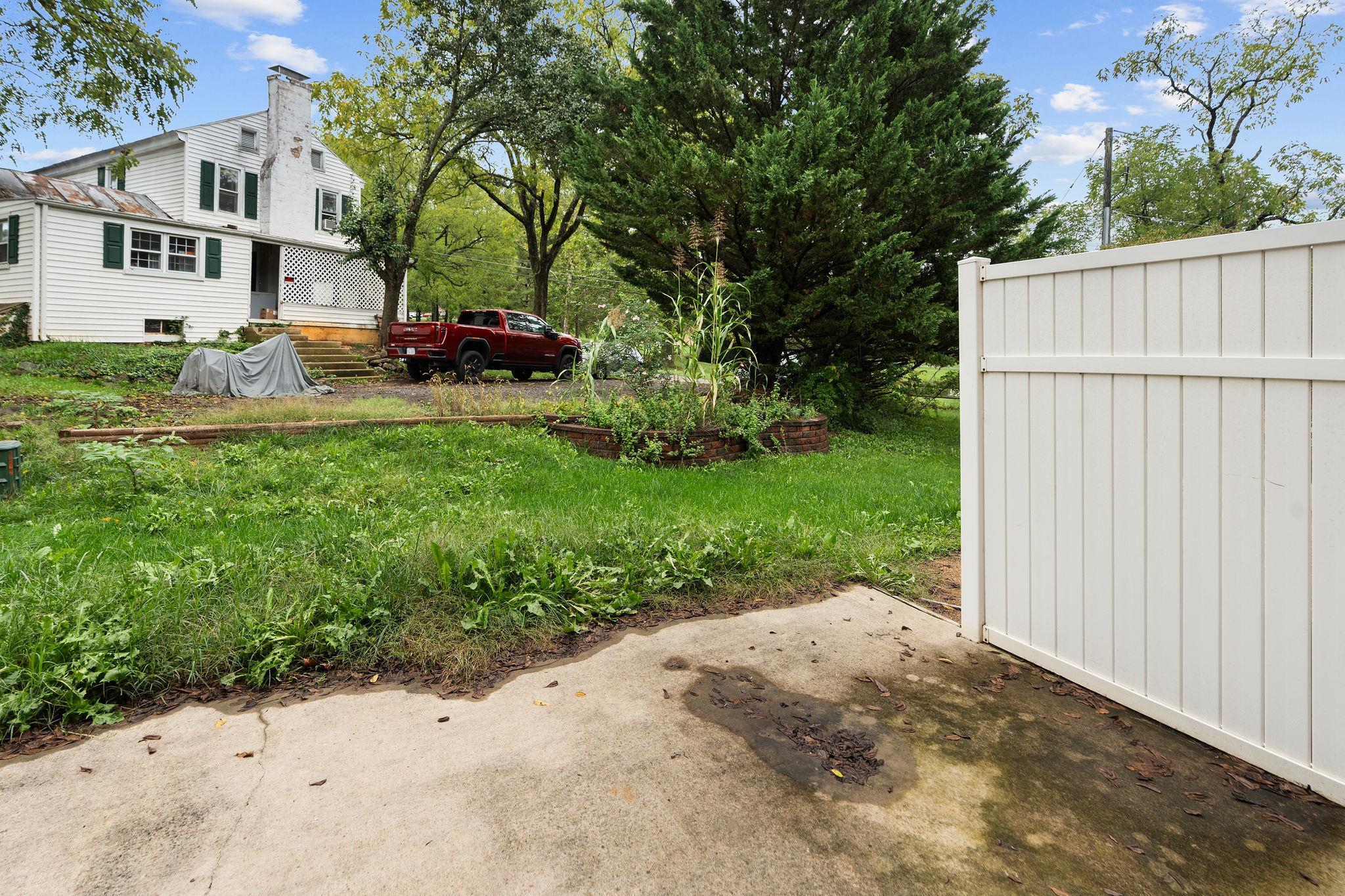 3865 MILL RACE CT, ROCKINGHAM, Virginia 22801, 3 Bedrooms Bedrooms, ,2 BathroomsBathrooms,Residential,3865 MILL RACE CT,669573 MLS # 669573