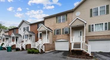 3865 MILL RACE CT, ROCKINGHAM, Virginia 22801, 3 Bedrooms Bedrooms, ,2 BathroomsBathrooms,Residential,3865 MILL RACE CT,669573 MLS # 669573
