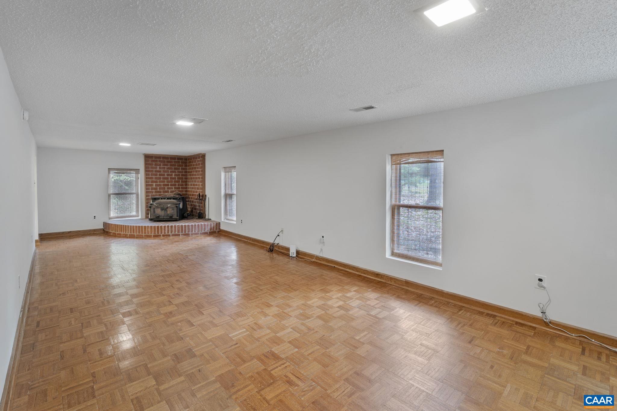 345 WALNUT SHADE RD, LOUISA, Virginia 23093, 2 Bedrooms Bedrooms, ,2 BathroomsBathrooms,Residential,Your Hideaway,345 WALNUT SHADE RD,669585 MLS # 669585