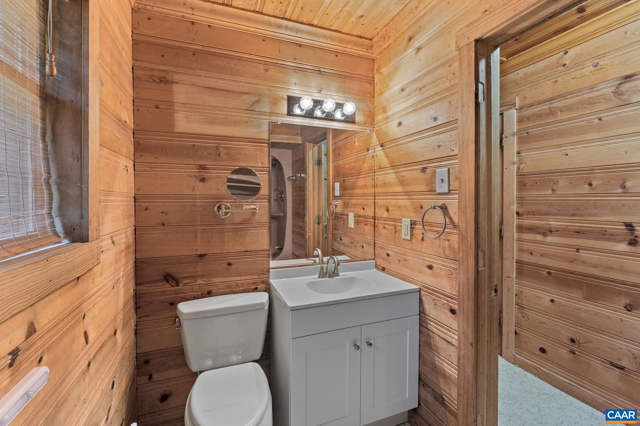 345 WALNUT SHADE RD, LOUISA, Virginia 23093, 2 Bedrooms Bedrooms, ,2 BathroomsBathrooms,Residential,Your Hideaway,345 WALNUT SHADE RD,669585 MLS # 669585