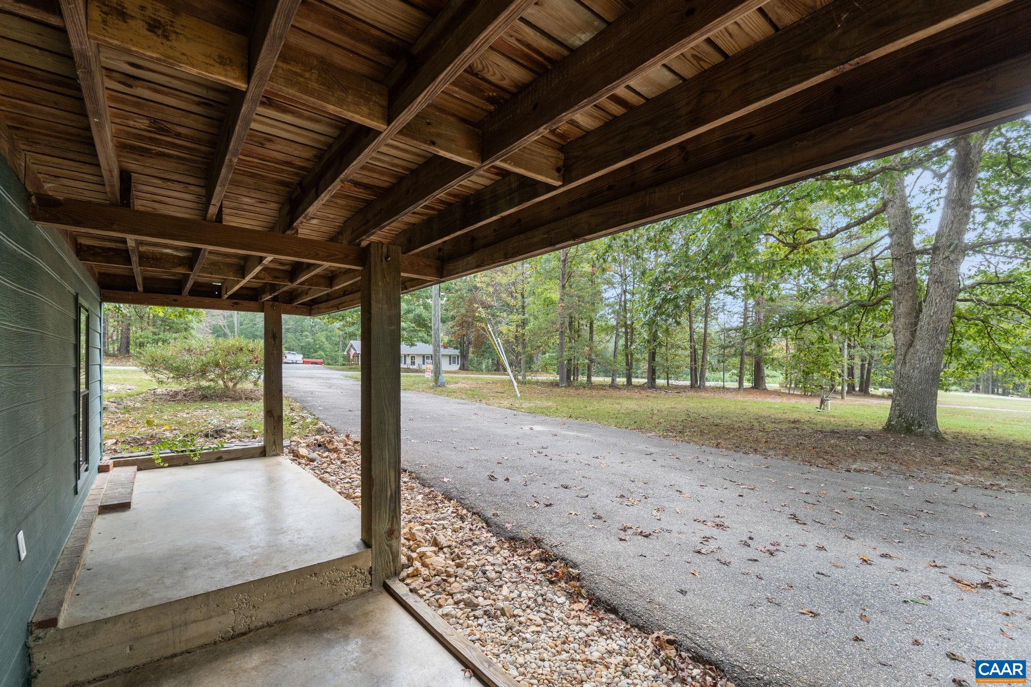 345 WALNUT SHADE RD, LOUISA, Virginia 23093, 2 Bedrooms Bedrooms, ,2 BathroomsBathrooms,Residential,Your Hideaway,345 WALNUT SHADE RD,669585 MLS # 669585