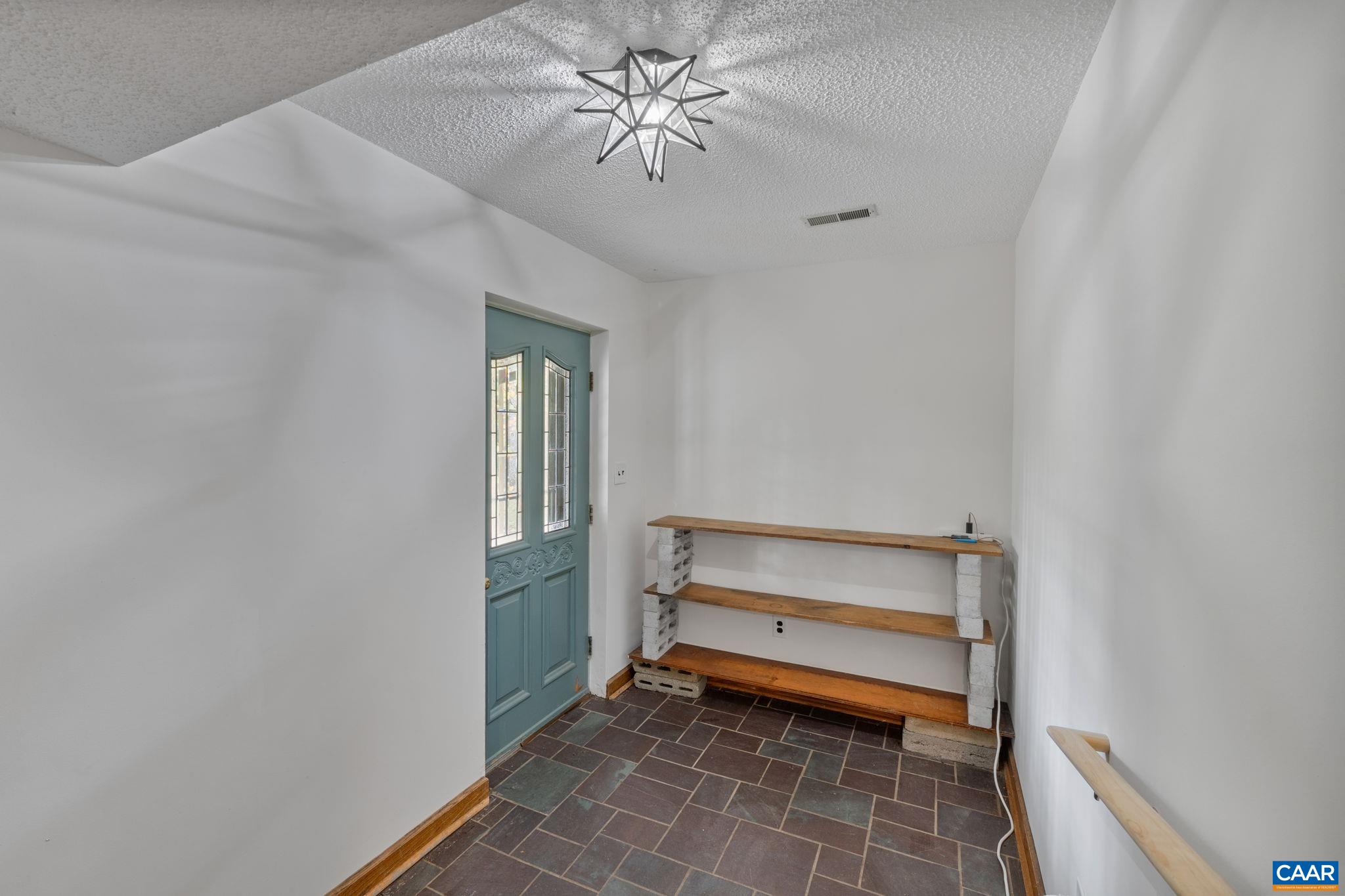 345 WALNUT SHADE RD, LOUISA, Virginia 23093, 2 Bedrooms Bedrooms, ,2 BathroomsBathrooms,Residential,Your Hideaway,345 WALNUT SHADE RD,669585 MLS # 669585