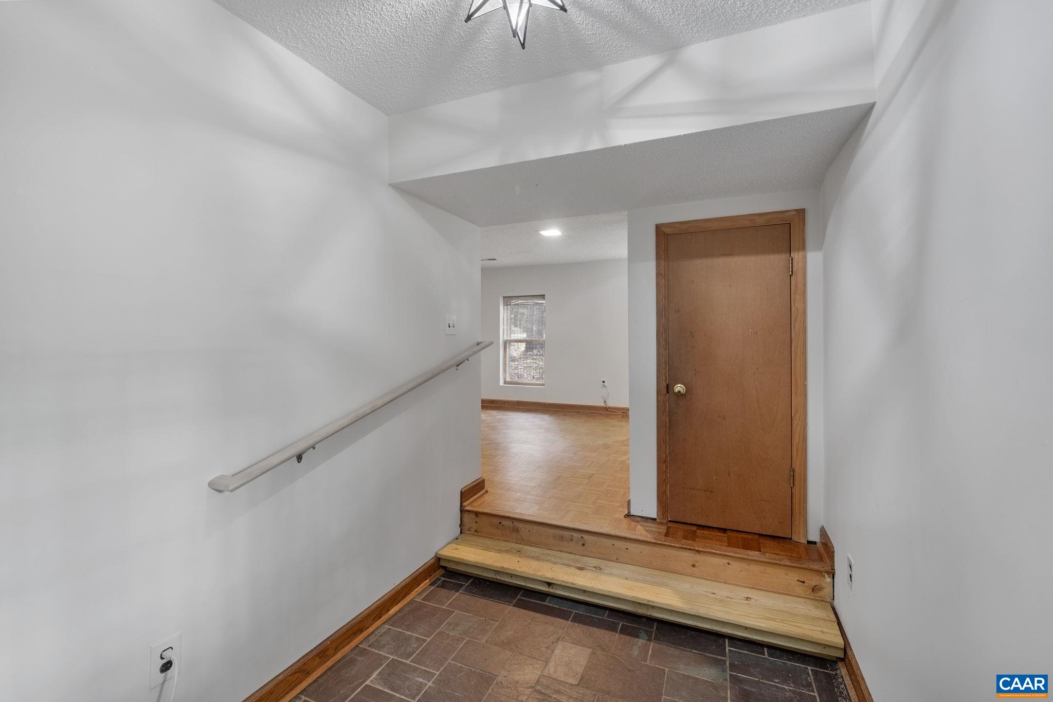 345 WALNUT SHADE RD, LOUISA, Virginia 23093, 2 Bedrooms Bedrooms, ,2 BathroomsBathrooms,Residential,Your Hideaway,345 WALNUT SHADE RD,669585 MLS # 669585