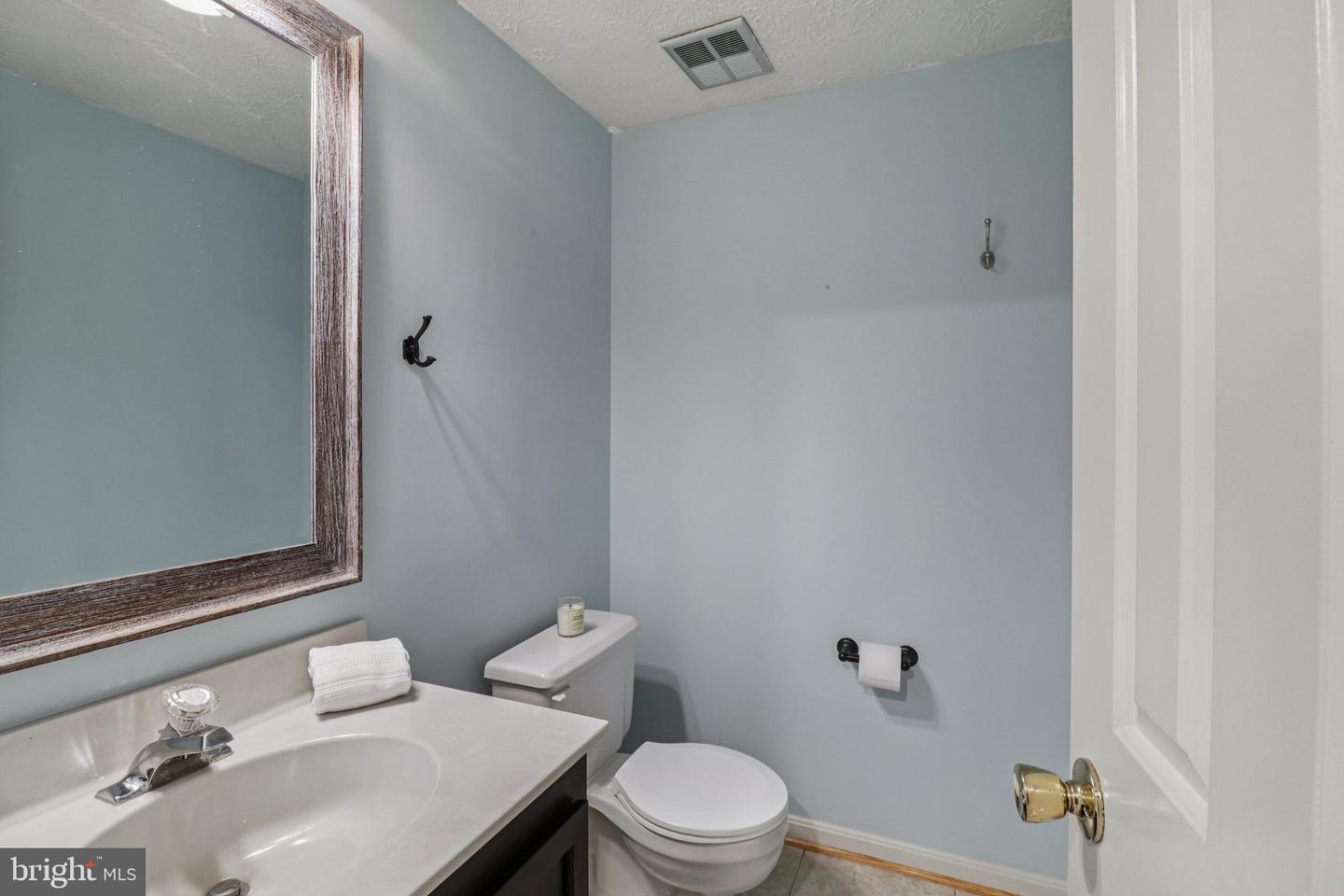 14542 EDDY CT, CENTREVILLE, Virginia 20120, 3 Bedrooms Bedrooms, ,2 BathroomsBathrooms,Residential,For sale,14542 EDDY CT,VAFX2262704 MLS # VAFX2262704