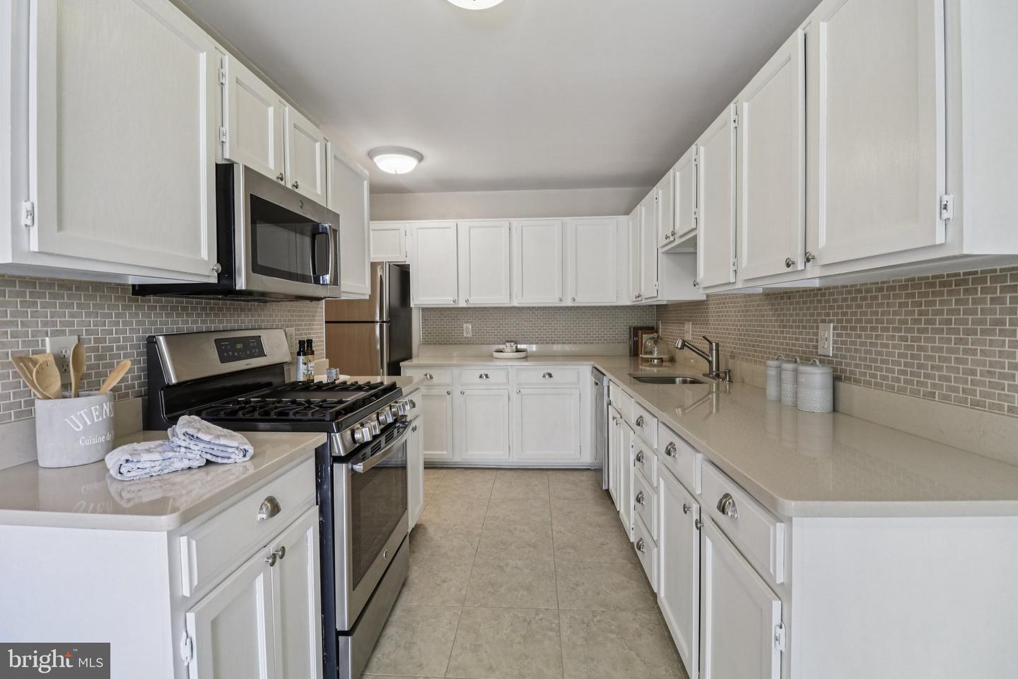 14542 EDDY CT, CENTREVILLE, Virginia 20120, 3 Bedrooms Bedrooms, ,2 BathroomsBathrooms,Residential,For sale,14542 EDDY CT,VAFX2262704 MLS # VAFX2262704