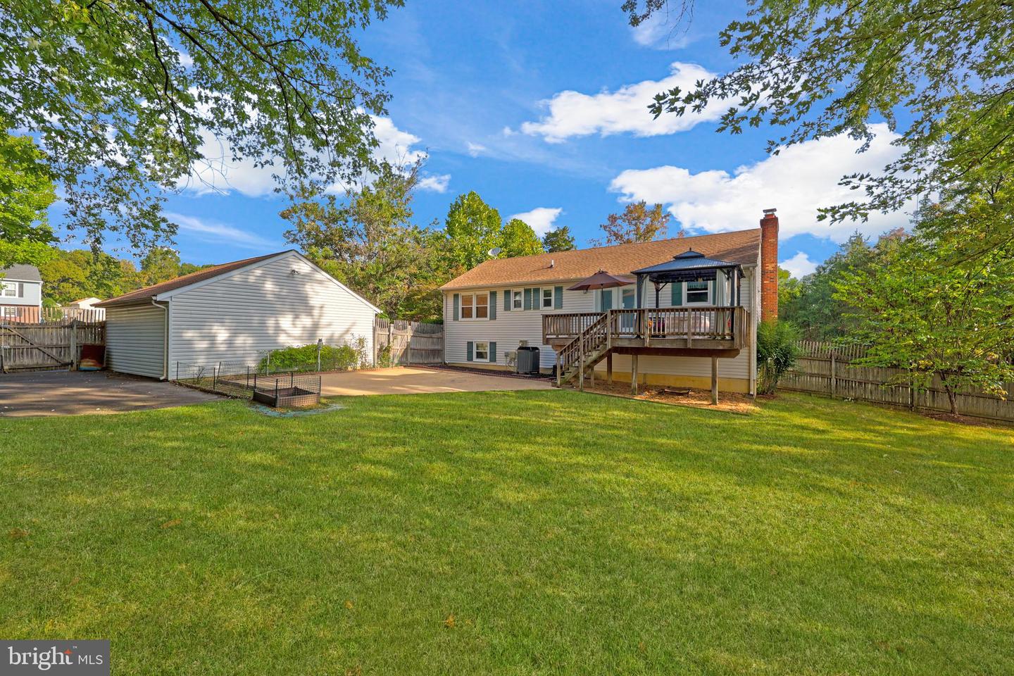 16 BUCK RD, STAFFORD, Virginia 22556, 5 Bedrooms Bedrooms, ,3 BathroomsBathrooms,Residential,For sale,16 BUCK RD,VAST2042042 MLS # VAST2042042