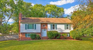 16 BUCK RD, STAFFORD, Virginia 22556, 5 Bedrooms Bedrooms, ,3 BathroomsBathrooms,Residential,For sale,16 BUCK RD,VAST2042042 MLS # VAST2042042