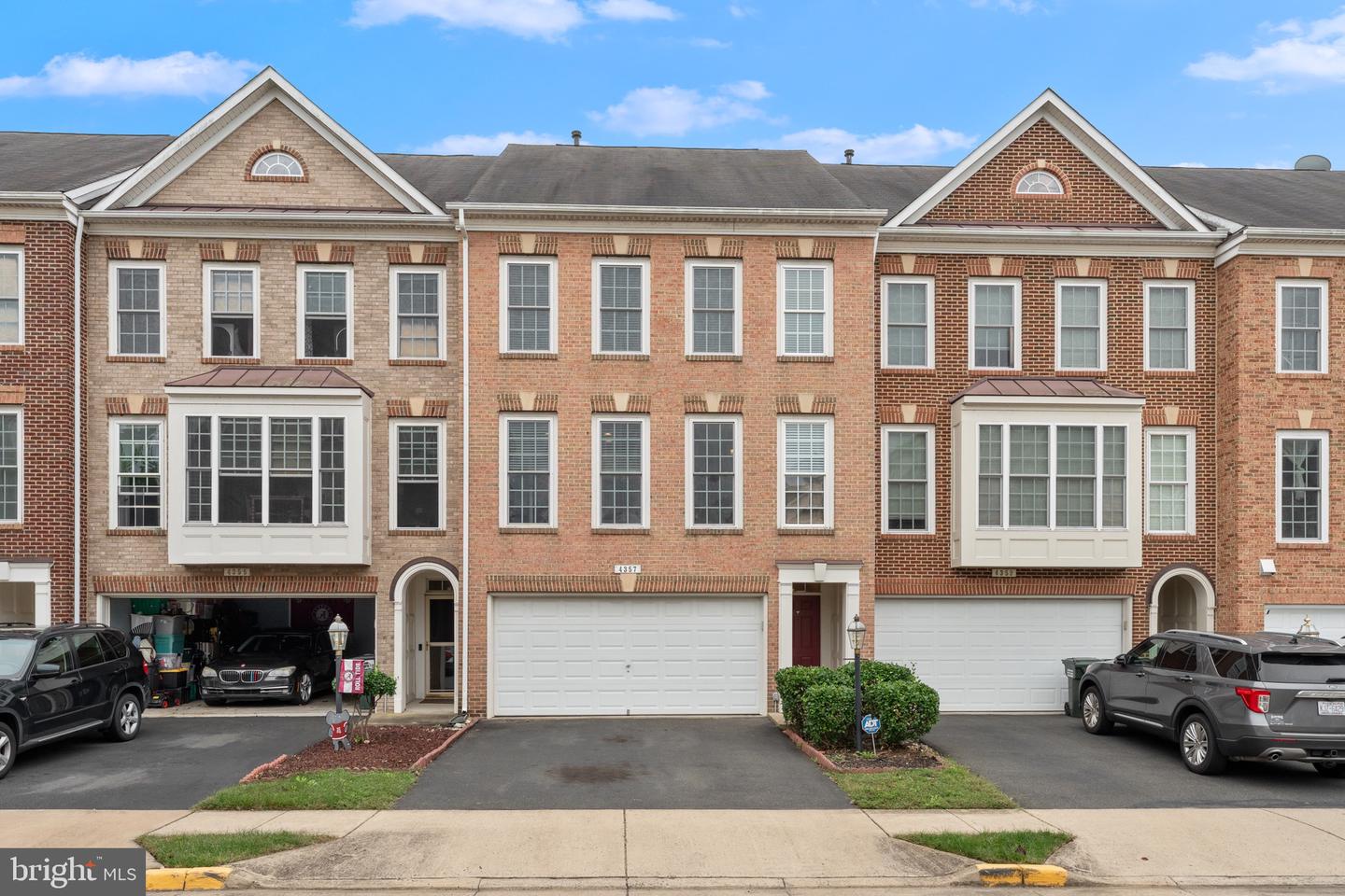 4357 PALTON DR, DUMFRIES, Virginia 22025, 3 Bedrooms Bedrooms, ,3 BathroomsBathrooms,Residential,For sale,4357 PALTON DR,VAPW2102244 MLS # VAPW2102244
