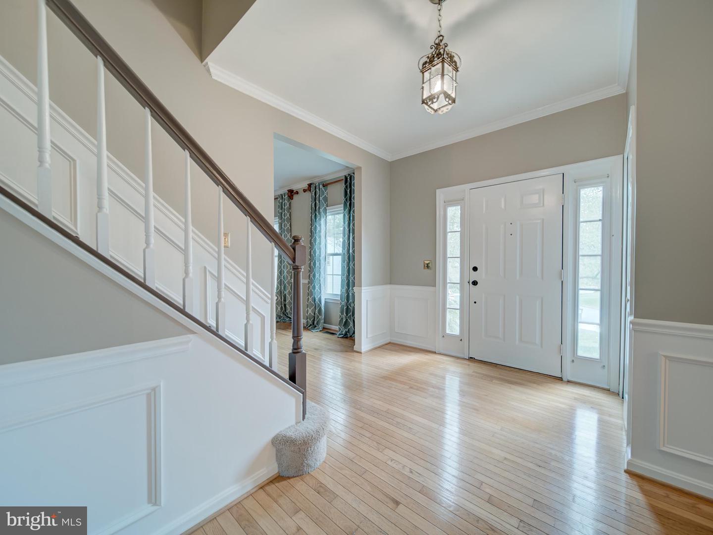 15292 SURREY HOUSE WAY, CENTREVILLE, Virginia 20120, 5 Bedrooms Bedrooms, ,3 BathroomsBathrooms,Residential,For sale,15292 SURREY HOUSE WAY,VAFX2264876 MLS # VAFX2264876