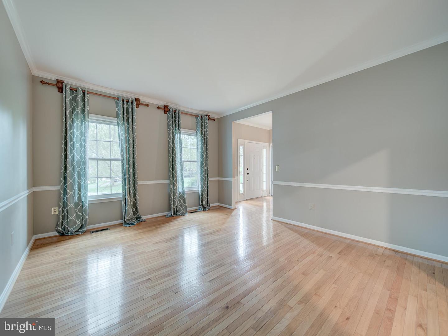 15292 SURREY HOUSE WAY, CENTREVILLE, Virginia 20120, 5 Bedrooms Bedrooms, ,3 BathroomsBathrooms,Residential,For sale,15292 SURREY HOUSE WAY,VAFX2264876 MLS # VAFX2264876