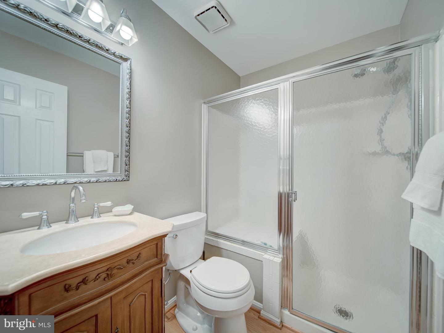 15292 SURREY HOUSE WAY, CENTREVILLE, Virginia 20120, 5 Bedrooms Bedrooms, ,3 BathroomsBathrooms,Residential,For sale,15292 SURREY HOUSE WAY,VAFX2264876 MLS # VAFX2264876