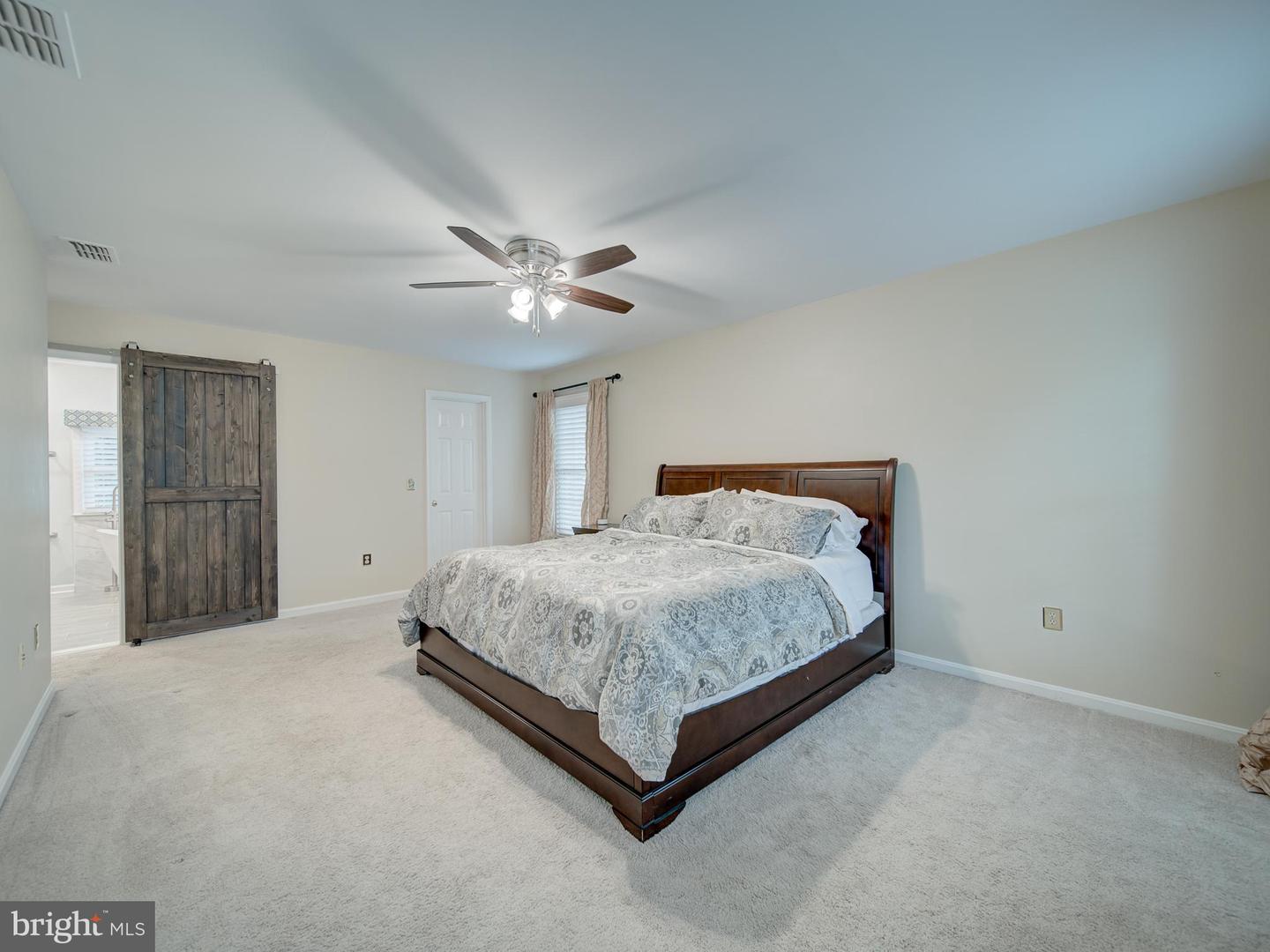15292 SURREY HOUSE WAY, CENTREVILLE, Virginia 20120, 5 Bedrooms Bedrooms, ,3 BathroomsBathrooms,Residential,For sale,15292 SURREY HOUSE WAY,VAFX2264876 MLS # VAFX2264876