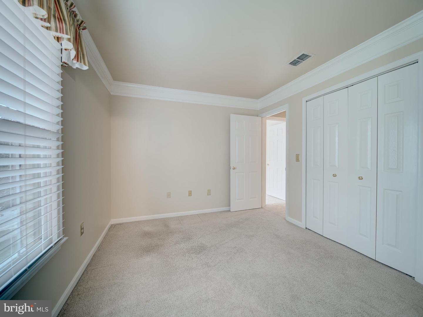 15292 SURREY HOUSE WAY, CENTREVILLE, Virginia 20120, 5 Bedrooms Bedrooms, ,3 BathroomsBathrooms,Residential,For sale,15292 SURREY HOUSE WAY,VAFX2264876 MLS # VAFX2264876