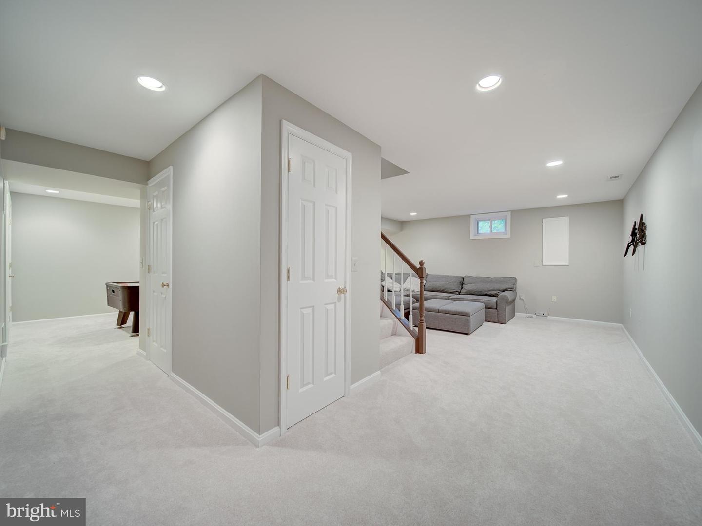15292 SURREY HOUSE WAY, CENTREVILLE, Virginia 20120, 5 Bedrooms Bedrooms, ,3 BathroomsBathrooms,Residential,For sale,15292 SURREY HOUSE WAY,VAFX2264876 MLS # VAFX2264876