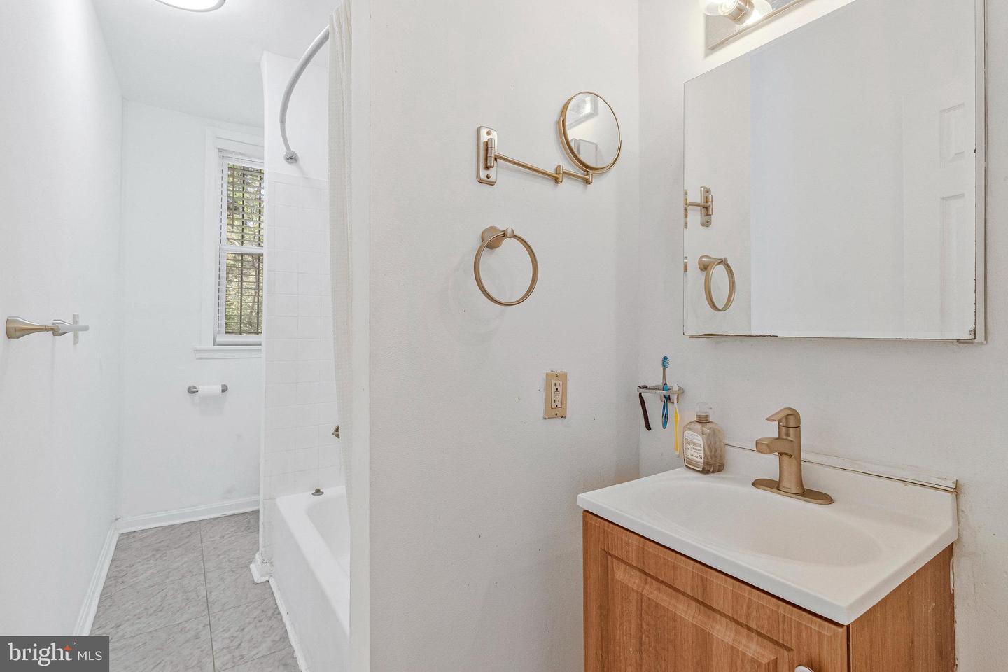 2621 UNIVERSITY PL NW, WASHINGTON, District Of Columbia 20009, 5 Bedrooms Bedrooms, ,3 BathroomsBathrooms,Residential,For sale,2621 UNIVERSITY PL NW,DCDC2220318 MLS # DCDC2220318