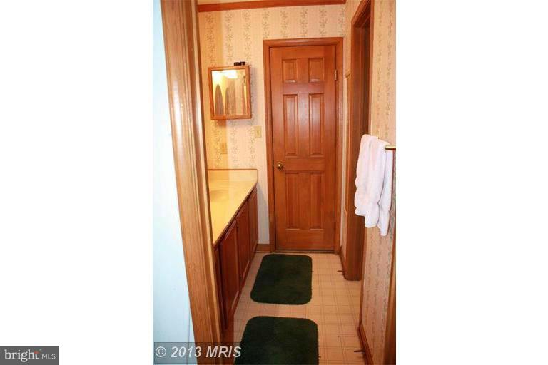 656 ROCKY KNOLL ARCH, CULPEPER, Virginia 22701, 4 Bedrooms Bedrooms, ,2 BathroomsBathrooms,Residential,For sale,656 ROCKY KNOLL ARCH,VACU2011498 MLS # VACU2011498