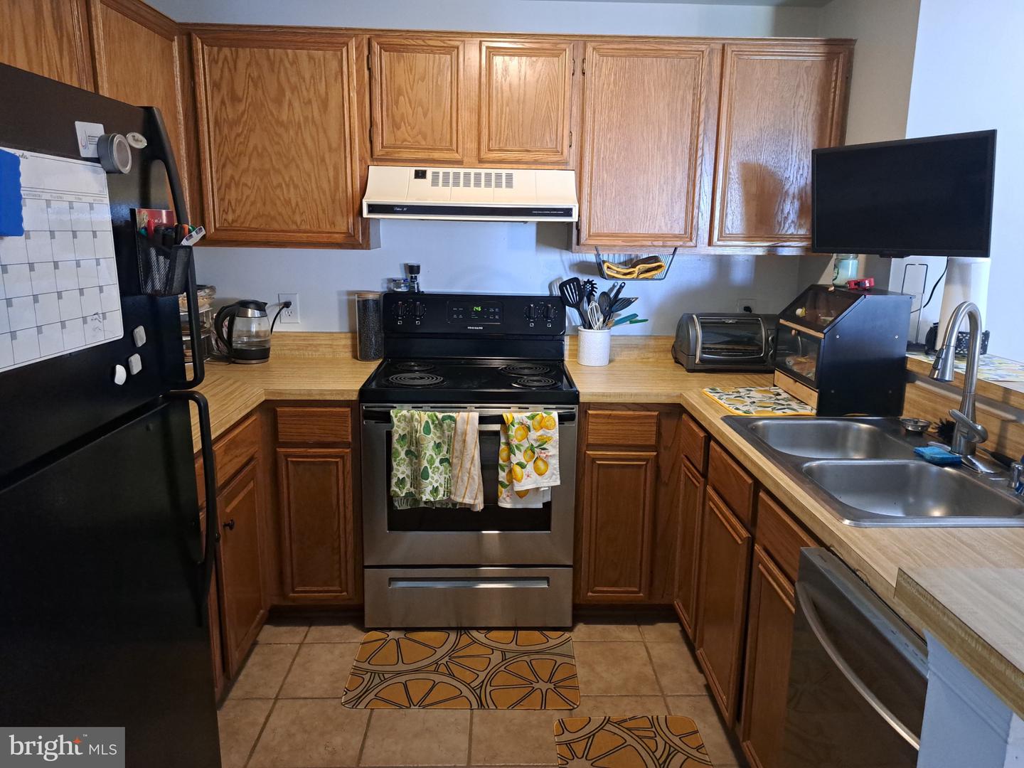 200 DOVER PL #2, STAFFORD, Virginia 22556, 2 Bedrooms Bedrooms, 4 Rooms Rooms,2 BathroomsBathrooms,Residential,For sale,200 DOVER PL #2,VAST2042504 MLS # VAST2042504