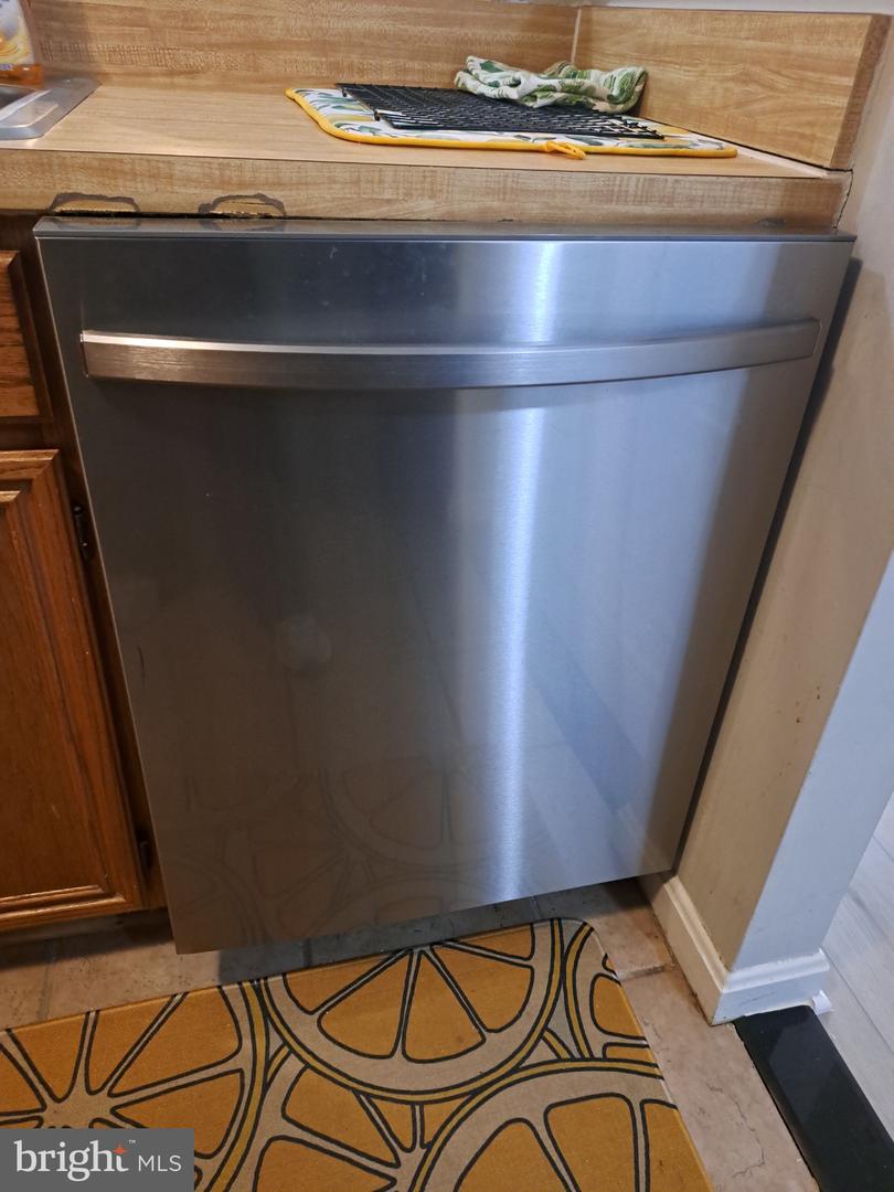 200 DOVER PL #2, STAFFORD, Virginia 22556, 2 Bedrooms Bedrooms, 4 Rooms Rooms,2 BathroomsBathrooms,Residential,For sale,200 DOVER PL #2,VAST2042504 MLS # VAST2042504