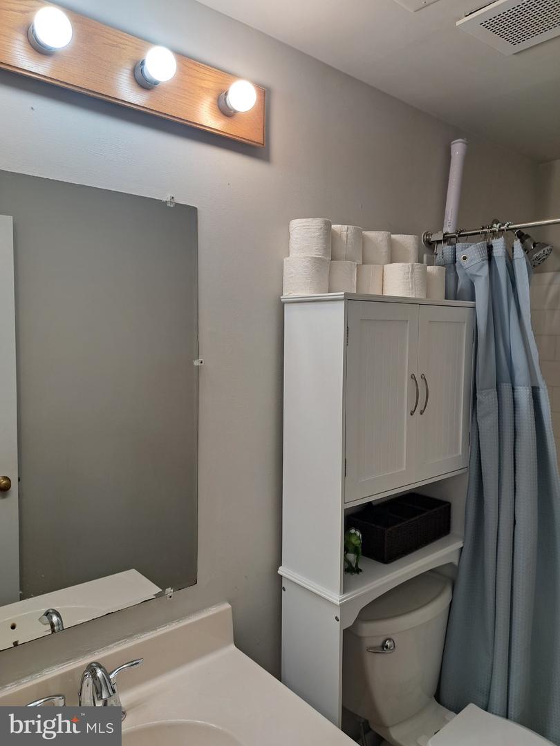 200 DOVER PL #2, STAFFORD, Virginia 22556, 2 Bedrooms Bedrooms, 4 Rooms Rooms,2 BathroomsBathrooms,Residential,For sale,200 DOVER PL #2,VAST2042504 MLS # VAST2042504