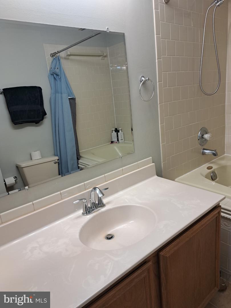 200 DOVER PL #2, STAFFORD, Virginia 22556, 2 Bedrooms Bedrooms, 4 Rooms Rooms,2 BathroomsBathrooms,Residential,For sale,200 DOVER PL #2,VAST2042504 MLS # VAST2042504