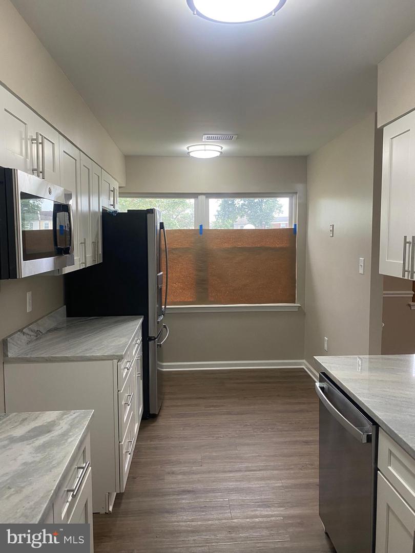 8238 COMMUNITY DR, MANASSAS, Virginia 20109, 3 Bedrooms Bedrooms, 6 Rooms Rooms,2 BathroomsBathrooms,Residential,For sale,8238 COMMUNITY DR,VAPW2103666 MLS # VAPW2103666