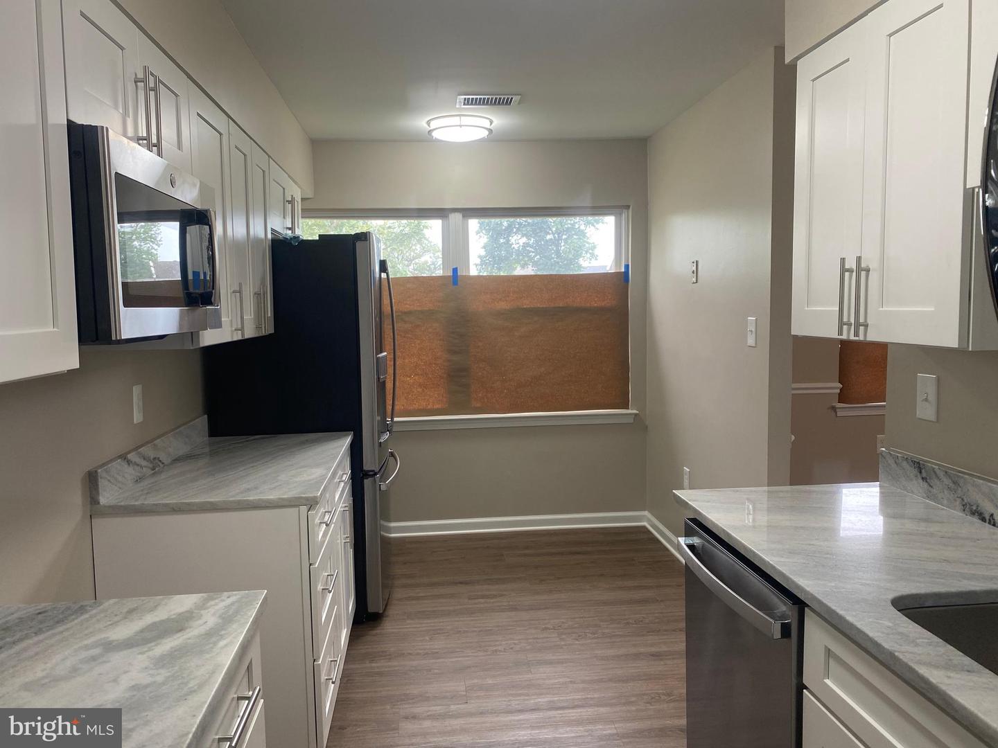 8238 COMMUNITY DR, MANASSAS, Virginia 20109, 3 Bedrooms Bedrooms, 6 Rooms Rooms,2 BathroomsBathrooms,Residential,For sale,8238 COMMUNITY DR,VAPW2103666 MLS # VAPW2103666