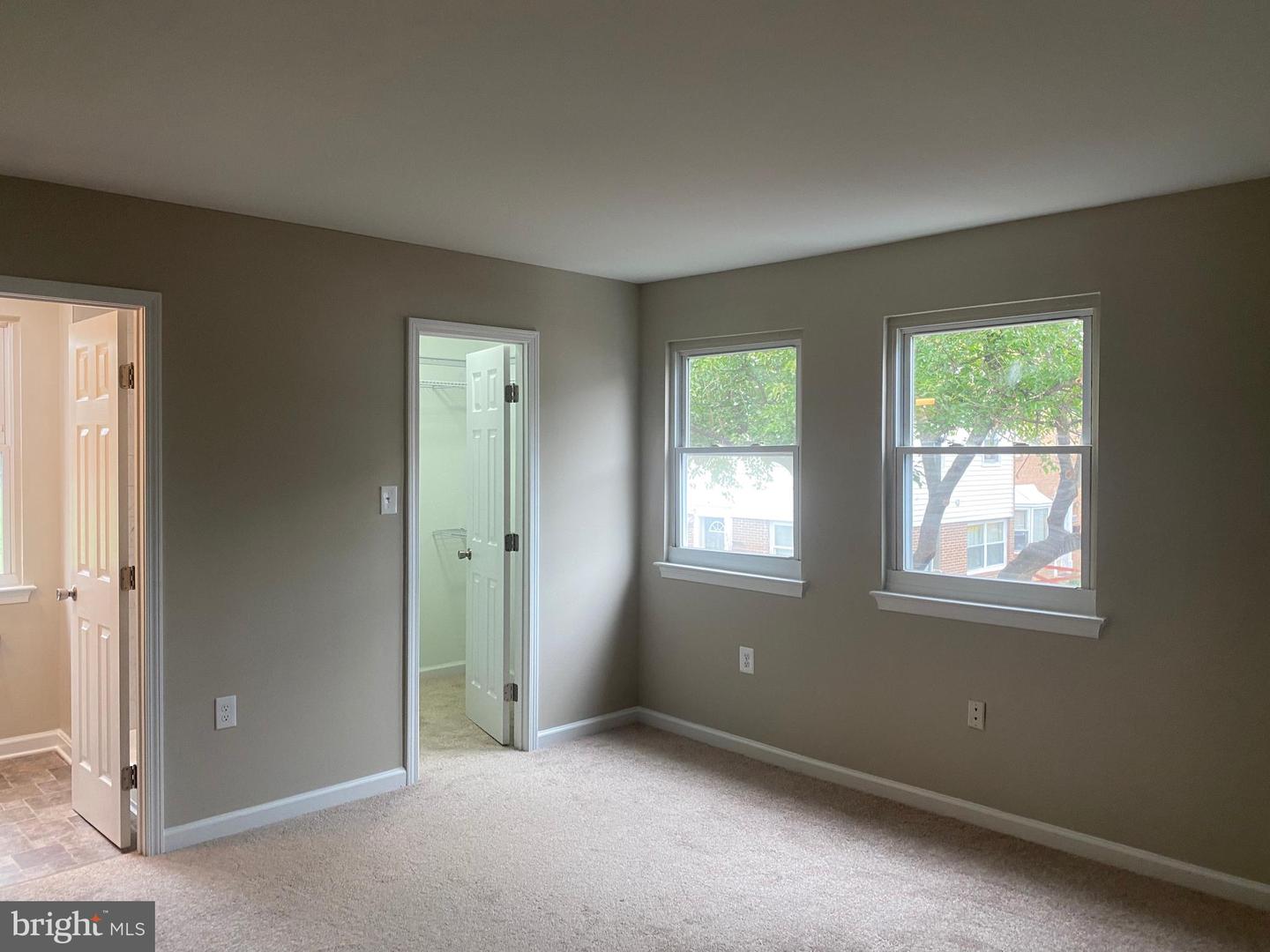 8238 COMMUNITY DR, MANASSAS, Virginia 20109, 3 Bedrooms Bedrooms, 6 Rooms Rooms,2 BathroomsBathrooms,Residential,For sale,8238 COMMUNITY DR,VAPW2103666 MLS # VAPW2103666