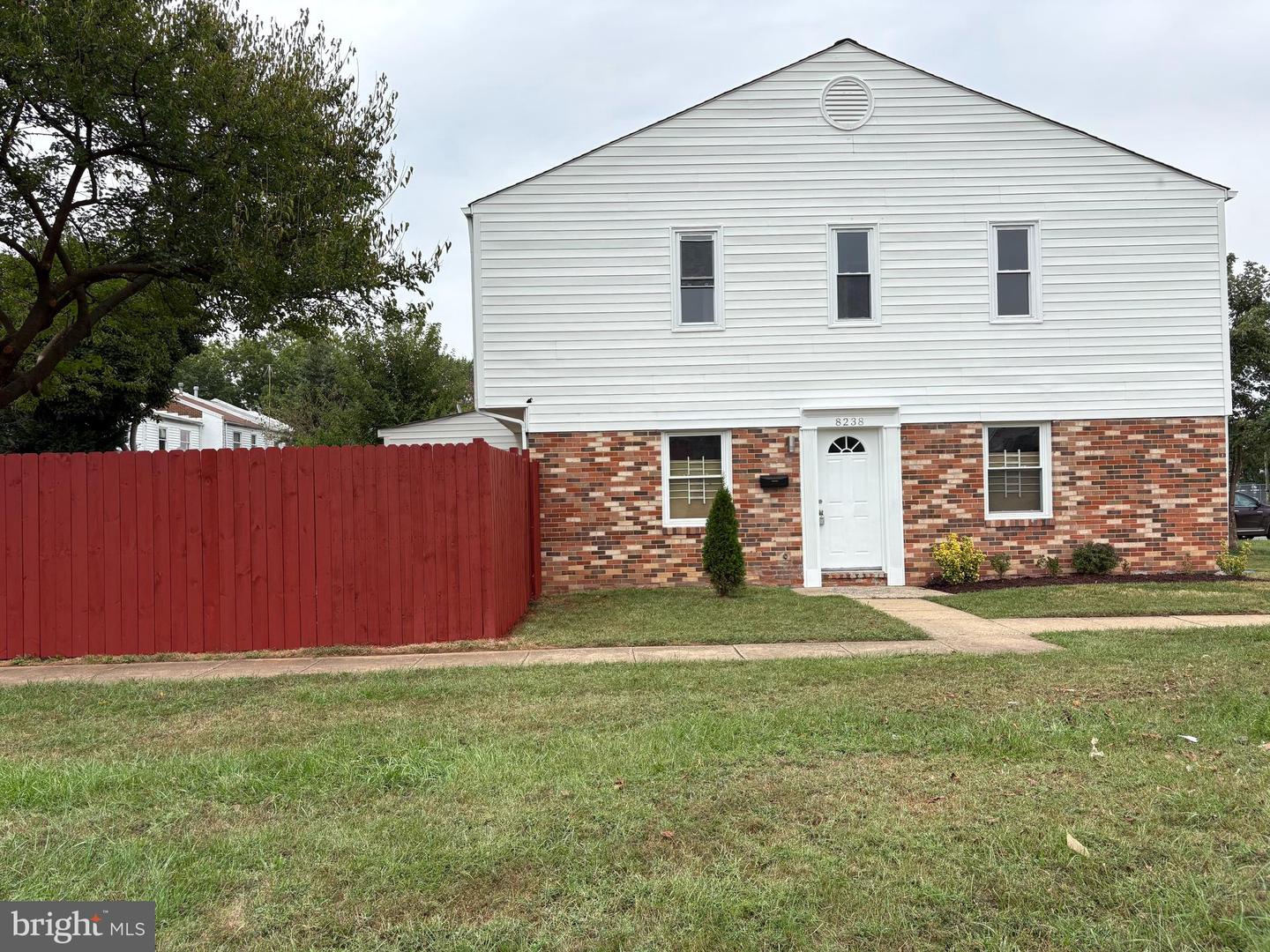 8238 COMMUNITY DR, MANASSAS, Virginia 20109, 3 Bedrooms Bedrooms, 6 Rooms Rooms,2 BathroomsBathrooms,Residential,For sale,8238 COMMUNITY DR,VAPW2103666 MLS # VAPW2103666