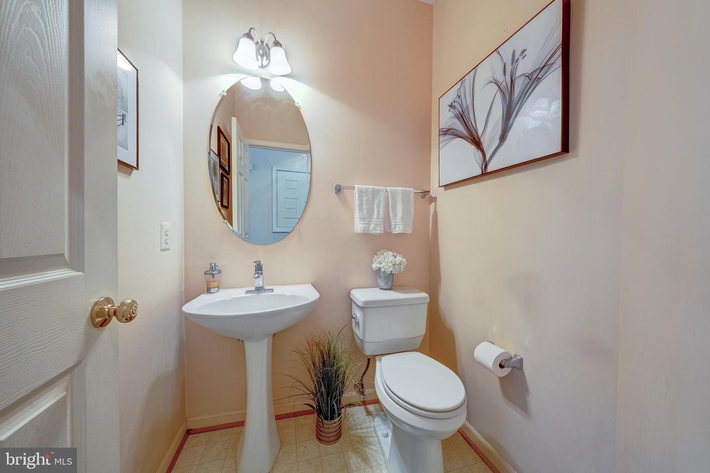 21376 CLAPPERTOWN DR, ASHBURN, Virginia 20147, 4 Bedrooms Bedrooms, ,2 BathroomsBathrooms,Residential,For sale,21376 CLAPPERTOWN DR,VALO2106480 MLS # VALO2106480