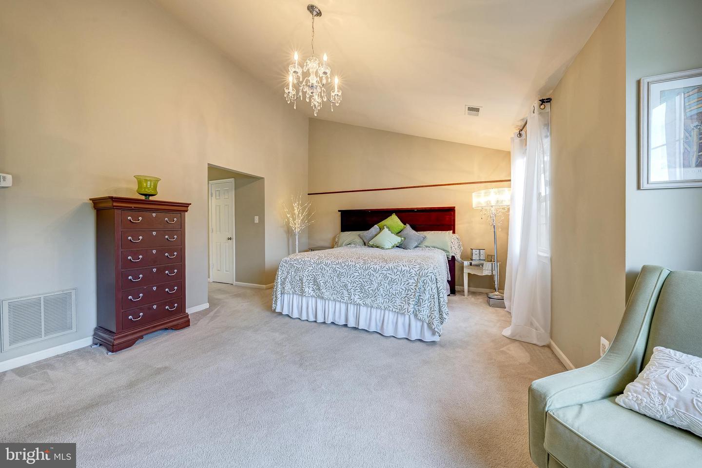21376 CLAPPERTOWN DR, ASHBURN, Virginia 20147, 4 Bedrooms Bedrooms, ,2 BathroomsBathrooms,Residential,For sale,21376 CLAPPERTOWN DR,VALO2106480 MLS # VALO2106480
