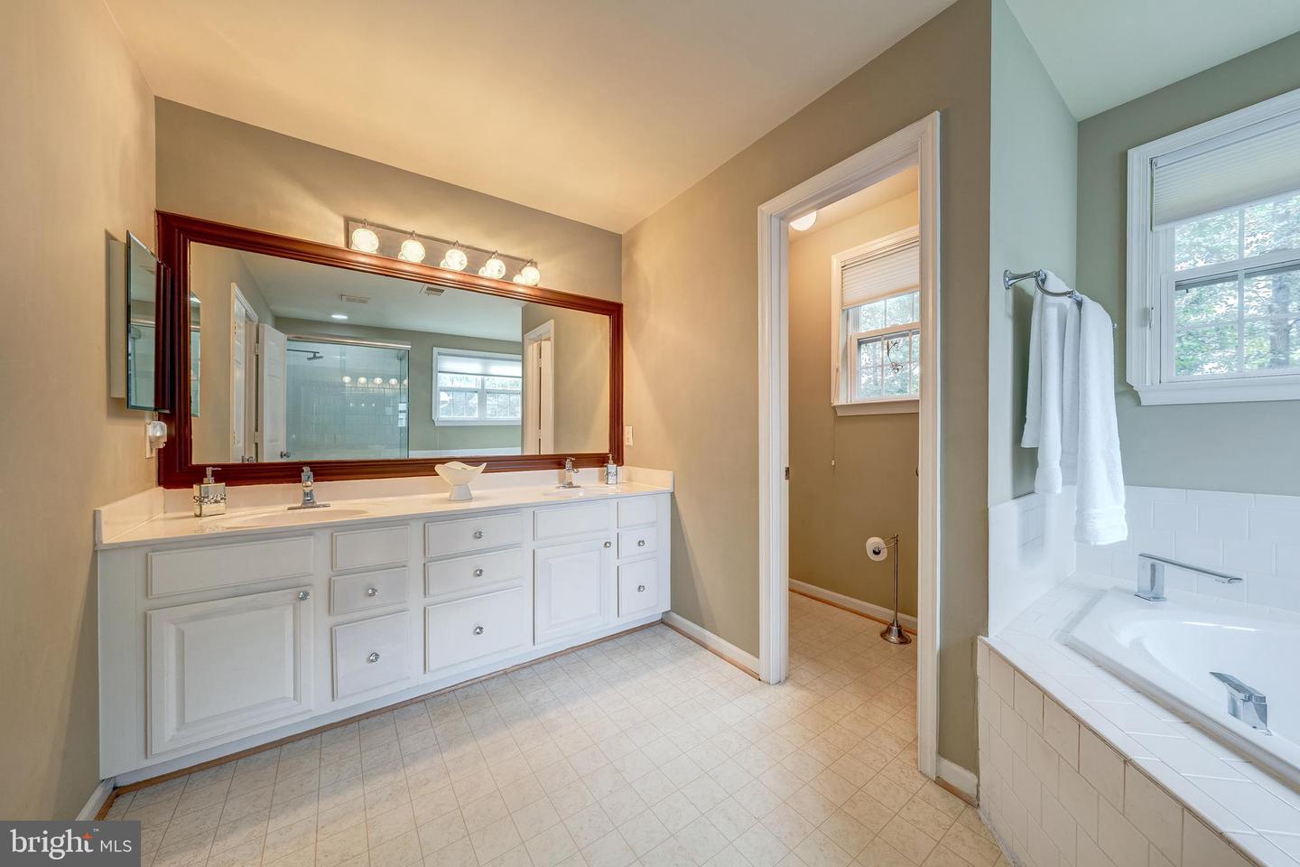 21376 CLAPPERTOWN DR, ASHBURN, Virginia 20147, 4 Bedrooms Bedrooms, ,2 BathroomsBathrooms,Residential,For sale,21376 CLAPPERTOWN DR,VALO2106480 MLS # VALO2106480
