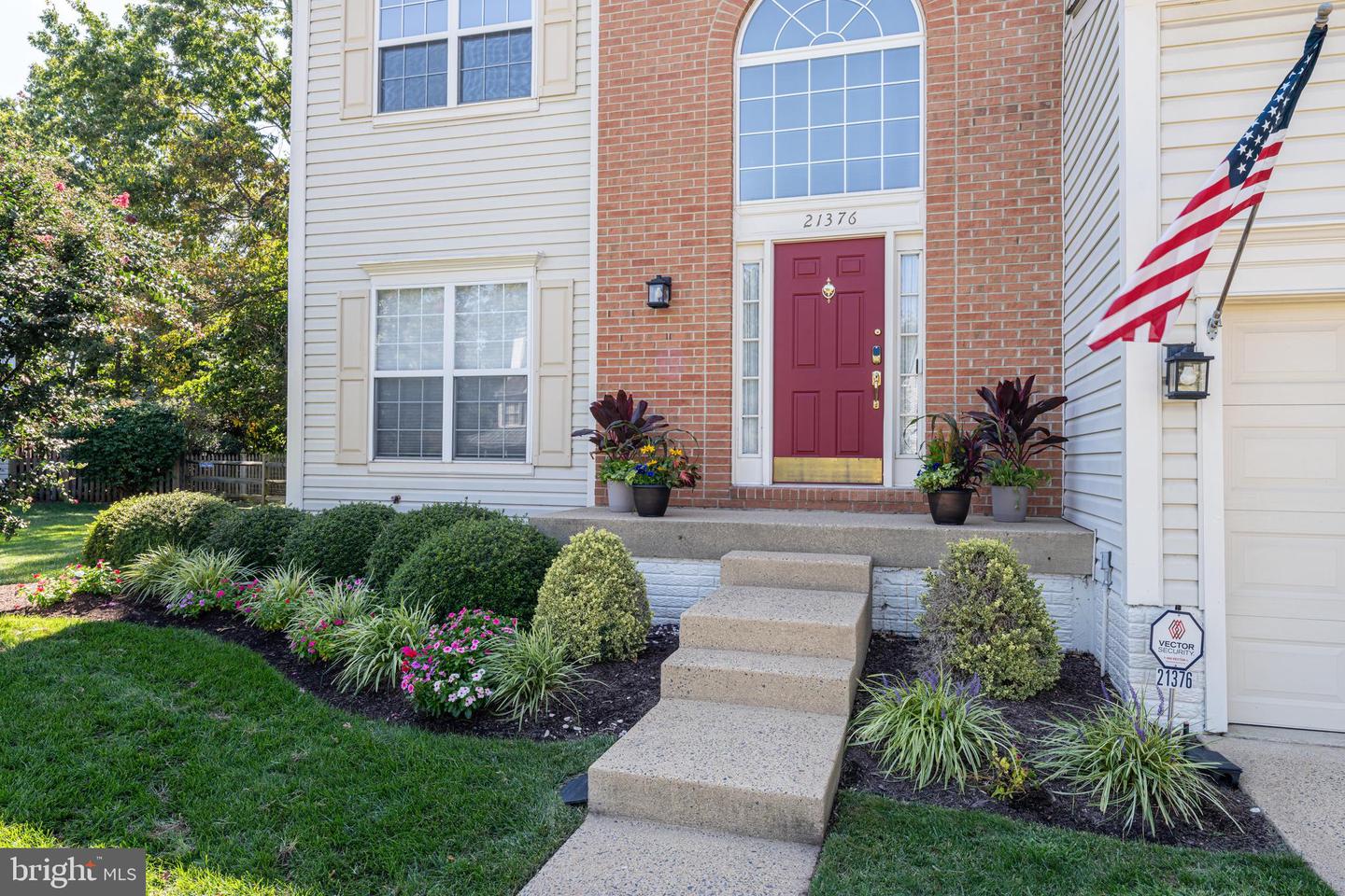 21376 CLAPPERTOWN DR, ASHBURN, Virginia 20147, 4 Bedrooms Bedrooms, ,2 BathroomsBathrooms,Residential,For sale,21376 CLAPPERTOWN DR,VALO2106480 MLS # VALO2106480