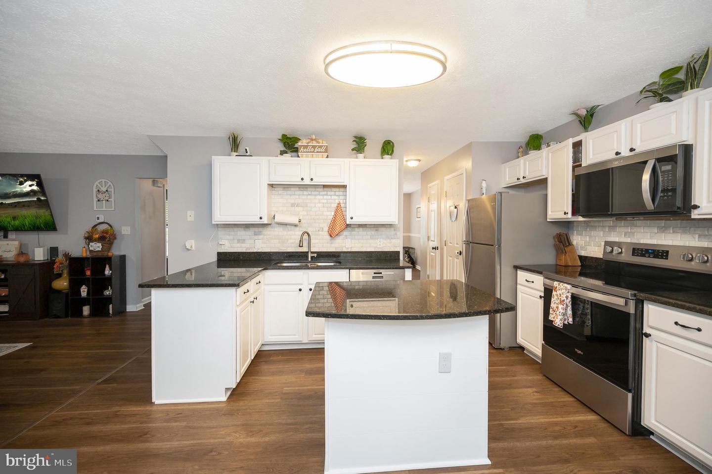 5109 BROOKSHIRE CT W, FREDERICKSBURG, Virginia 22408, 5 Bedrooms Bedrooms, ,2 BathroomsBathrooms,Residential,For sale,5109 BROOKSHIRE CT W,VASP2036166 MLS # VASP2036166