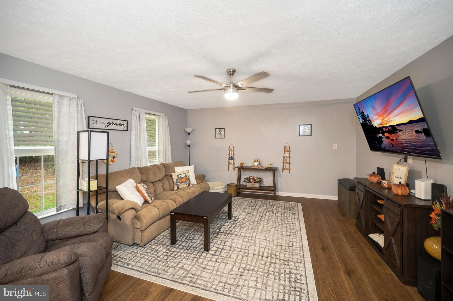 5109 BROOKSHIRE CT W, FREDERICKSBURG, Virginia 22408, 5 Bedrooms Bedrooms, ,2 BathroomsBathrooms,Residential,For sale,5109 BROOKSHIRE CT W,VASP2036166 MLS # VASP2036166