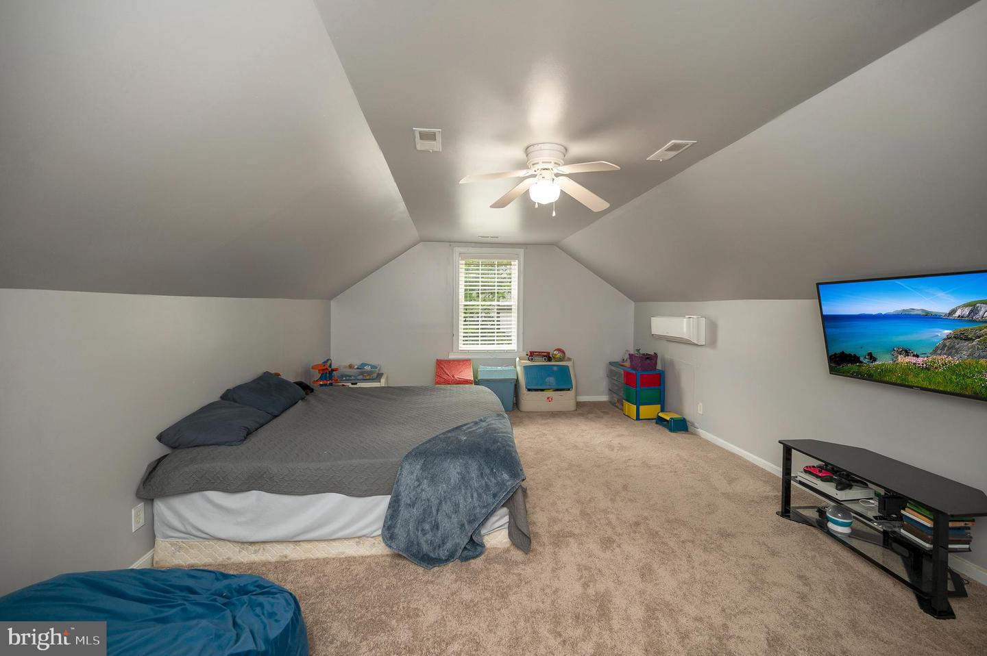 5109 BROOKSHIRE CT W, FREDERICKSBURG, Virginia 22408, 5 Bedrooms Bedrooms, ,2 BathroomsBathrooms,Residential,For sale,5109 BROOKSHIRE CT W,VASP2036166 MLS # VASP2036166