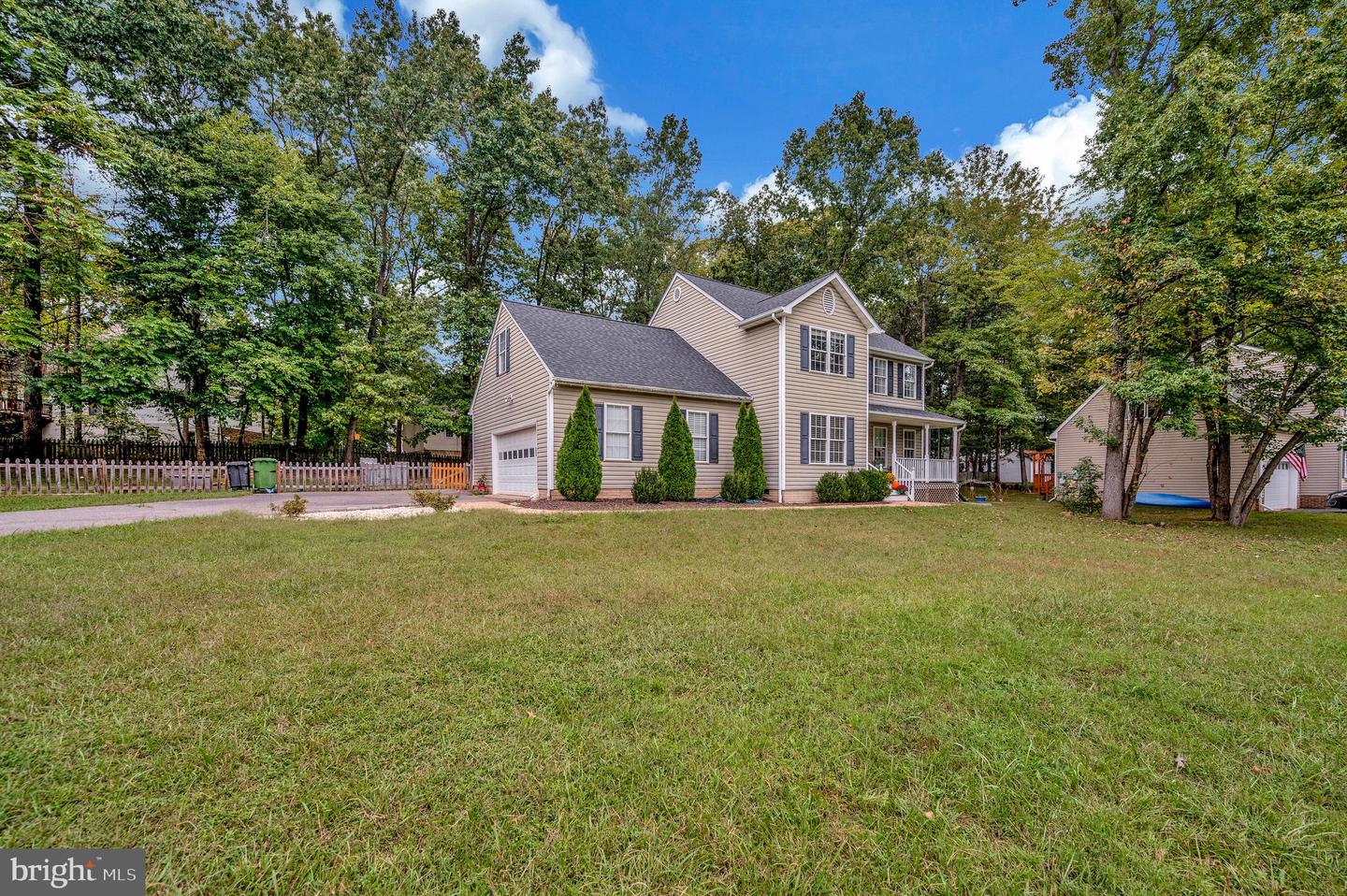 5109 BROOKSHIRE CT W, FREDERICKSBURG, Virginia 22408, 5 Bedrooms Bedrooms, ,2 BathroomsBathrooms,Residential,For sale,5109 BROOKSHIRE CT W,VASP2036166 MLS # VASP2036166