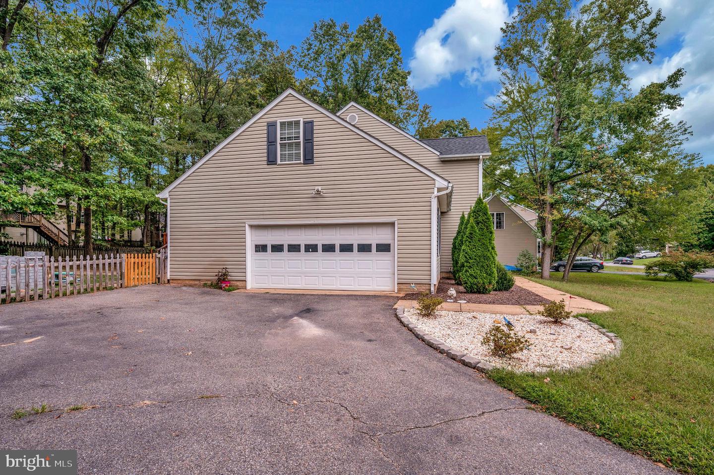 5109 BROOKSHIRE CT W, FREDERICKSBURG, Virginia 22408, 5 Bedrooms Bedrooms, ,2 BathroomsBathrooms,Residential,For sale,5109 BROOKSHIRE CT W,VASP2036166 MLS # VASP2036166