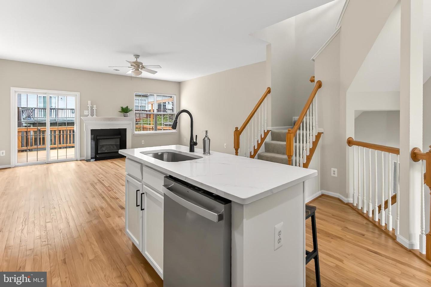 9994 SHORTBREAD WAY, BRISTOW, Virginia 20136, 3 Bedrooms Bedrooms, ,3 BathroomsBathrooms,Residential,For sale,9994 SHORTBREAD WAY,VAPW2103742 MLS # VAPW2103742