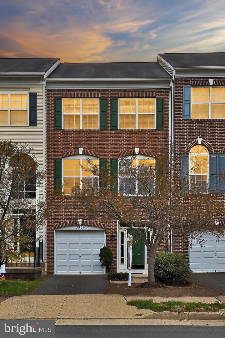 9994 SHORTBREAD WAY, BRISTOW, Virginia 20136, 3 Bedrooms Bedrooms, ,3 BathroomsBathrooms,Residential,For sale,9994 SHORTBREAD WAY,VAPW2103742 MLS # VAPW2103742