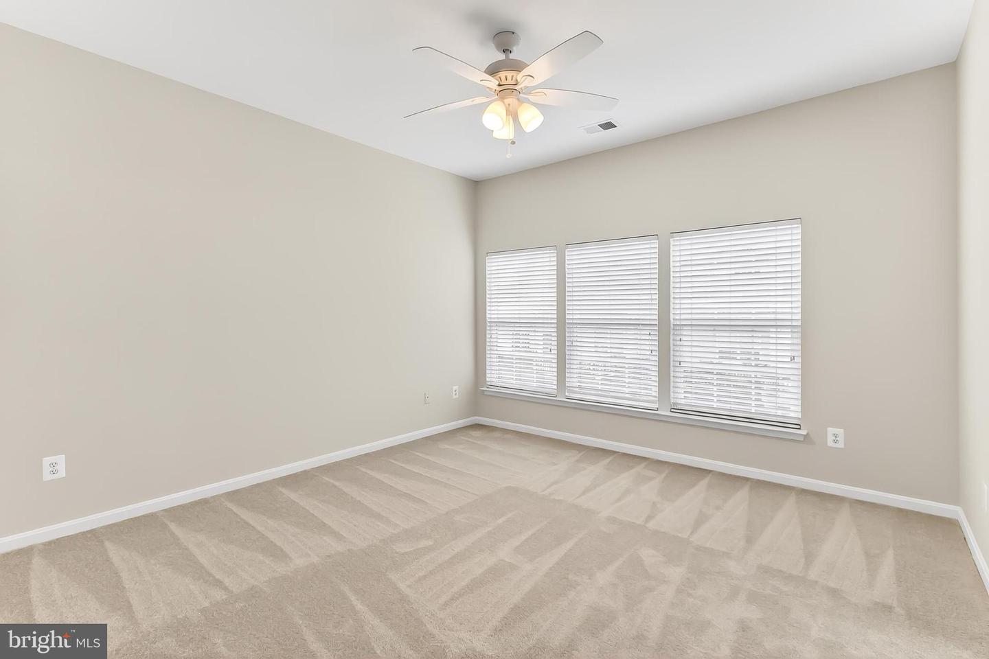 9994 SHORTBREAD WAY, BRISTOW, Virginia 20136, 3 Bedrooms Bedrooms, ,3 BathroomsBathrooms,Residential,For sale,9994 SHORTBREAD WAY,VAPW2103742 MLS # VAPW2103742