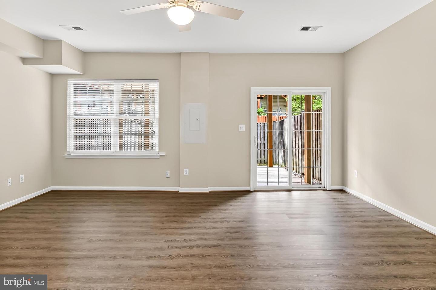 9994 SHORTBREAD WAY, BRISTOW, Virginia 20136, 3 Bedrooms Bedrooms, ,3 BathroomsBathrooms,Residential,For sale,9994 SHORTBREAD WAY,VAPW2103742 MLS # VAPW2103742