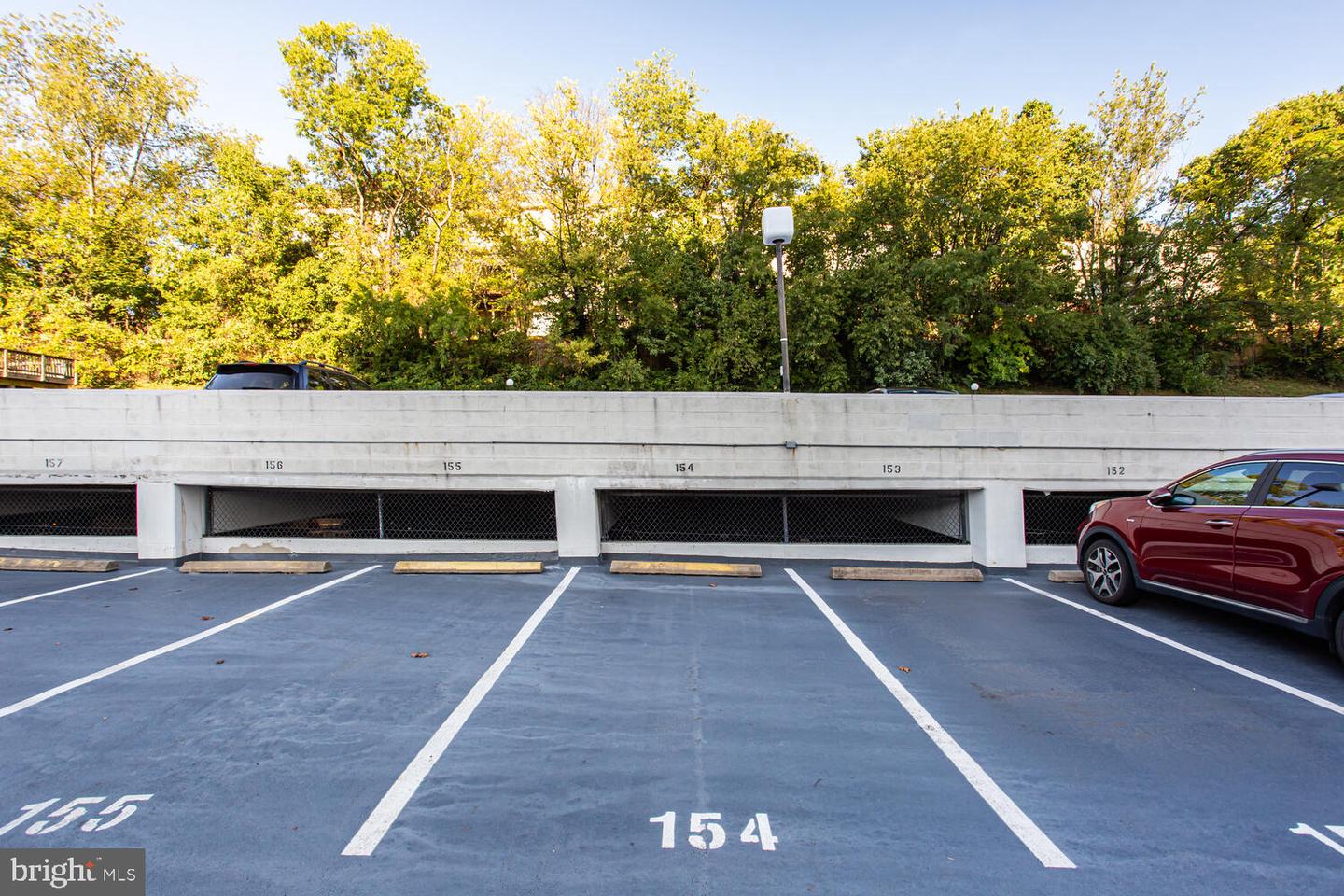 5911 EDSALL RD #206, ALEXANDRIA, Virginia 22304, 2 Bedrooms Bedrooms, ,2 BathroomsBathrooms,Residential,For sale,5911 EDSALL RD #206,VAAX2049508 MLS # VAAX2049508